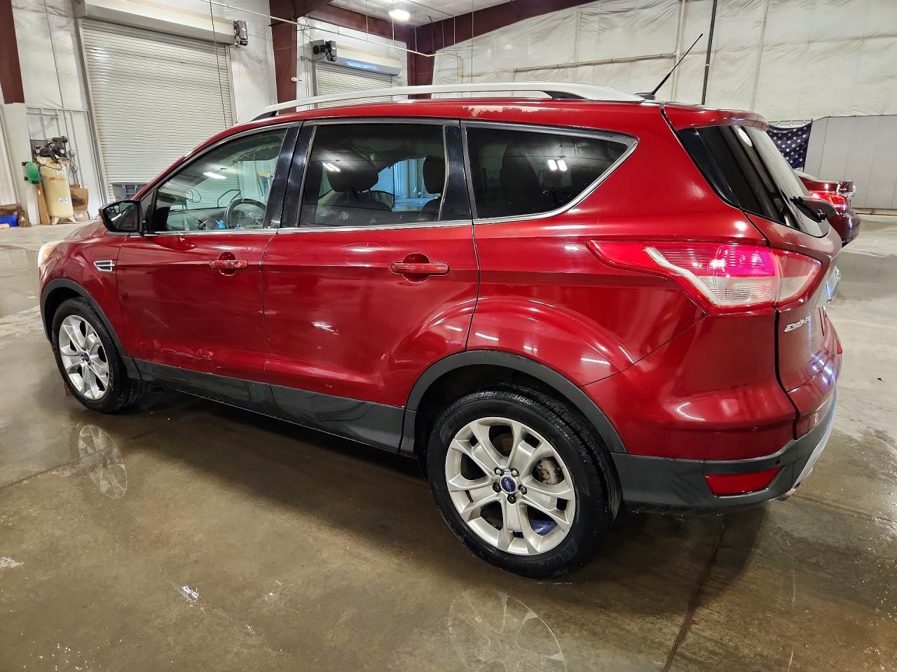 2014 Ford Escape Titanium - Фото 2