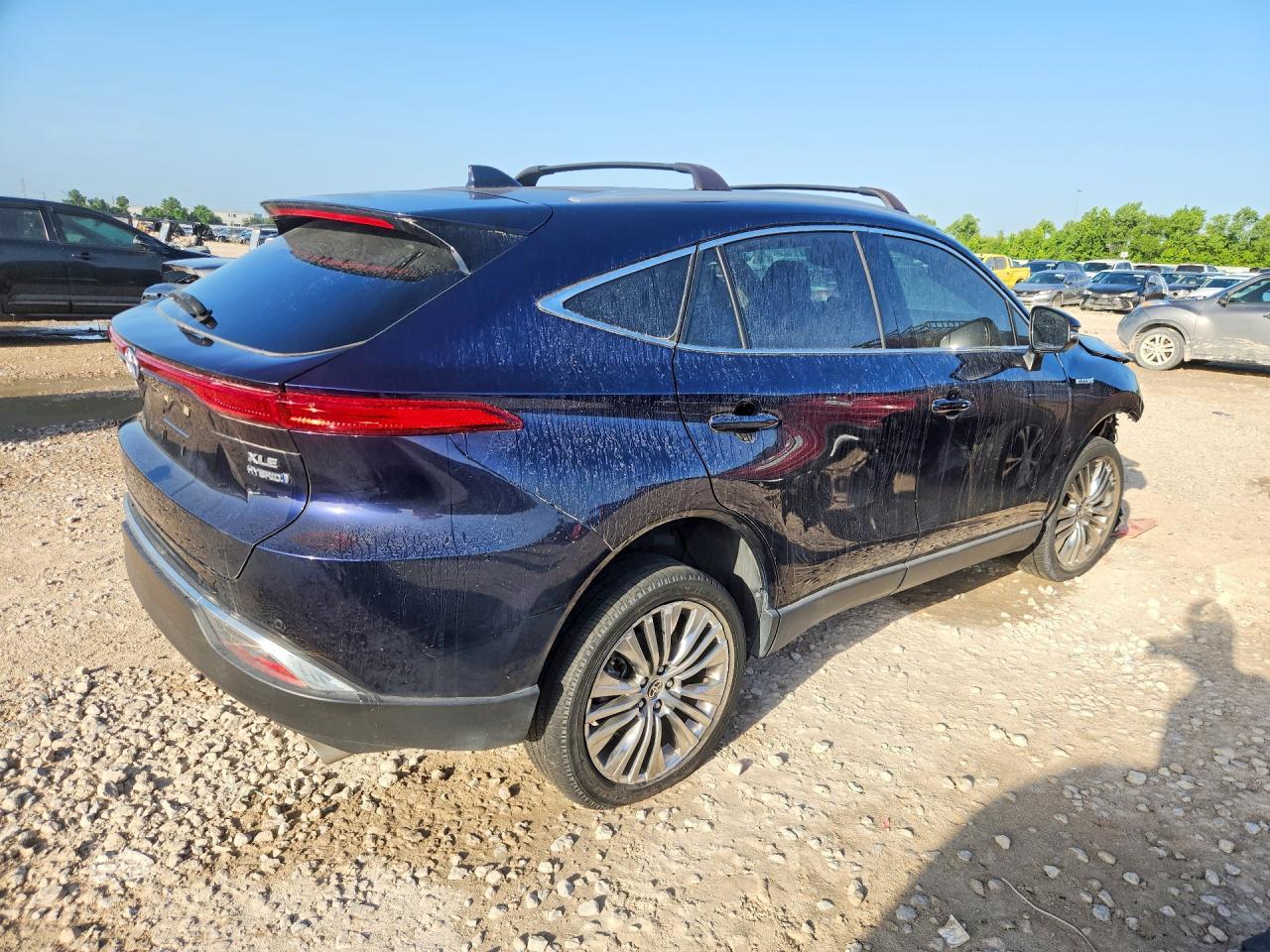 2021 Toyota Venza Xle - Image 3
