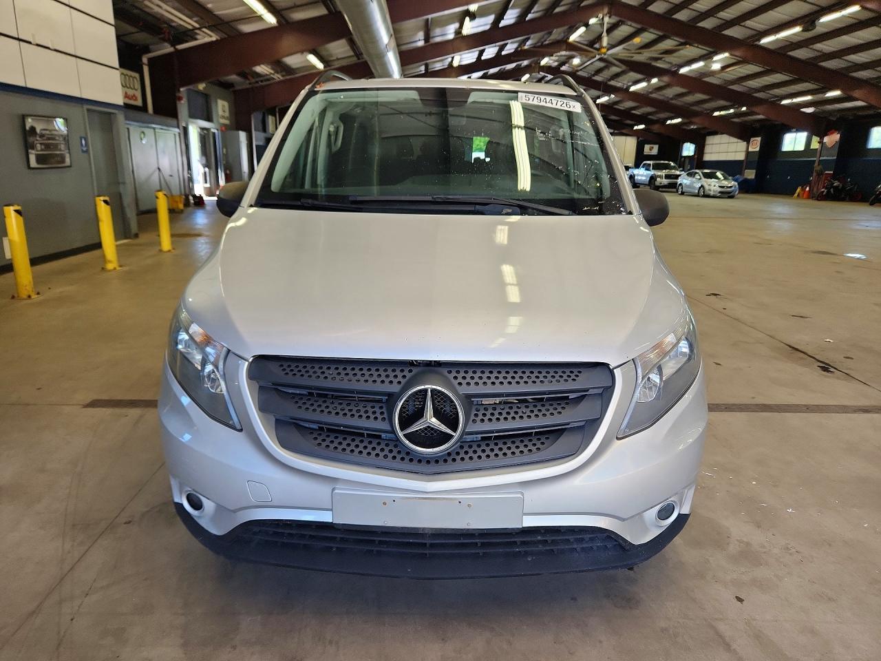 2016 Mercedes-Benz Metris - Фото 5