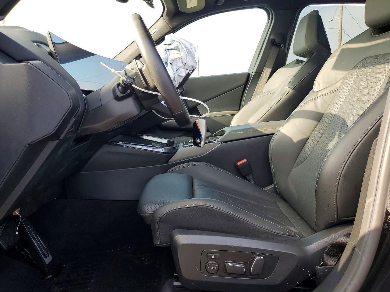 2025 BMW X3 30 xDrive - Image 7