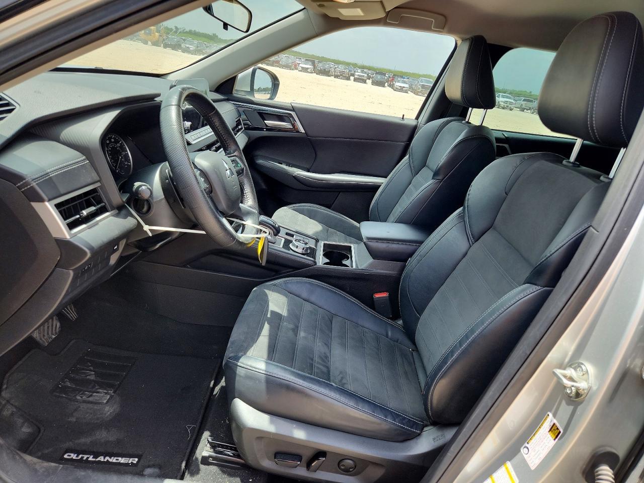 2022 Mitsubishi Outlander Se - Image 7