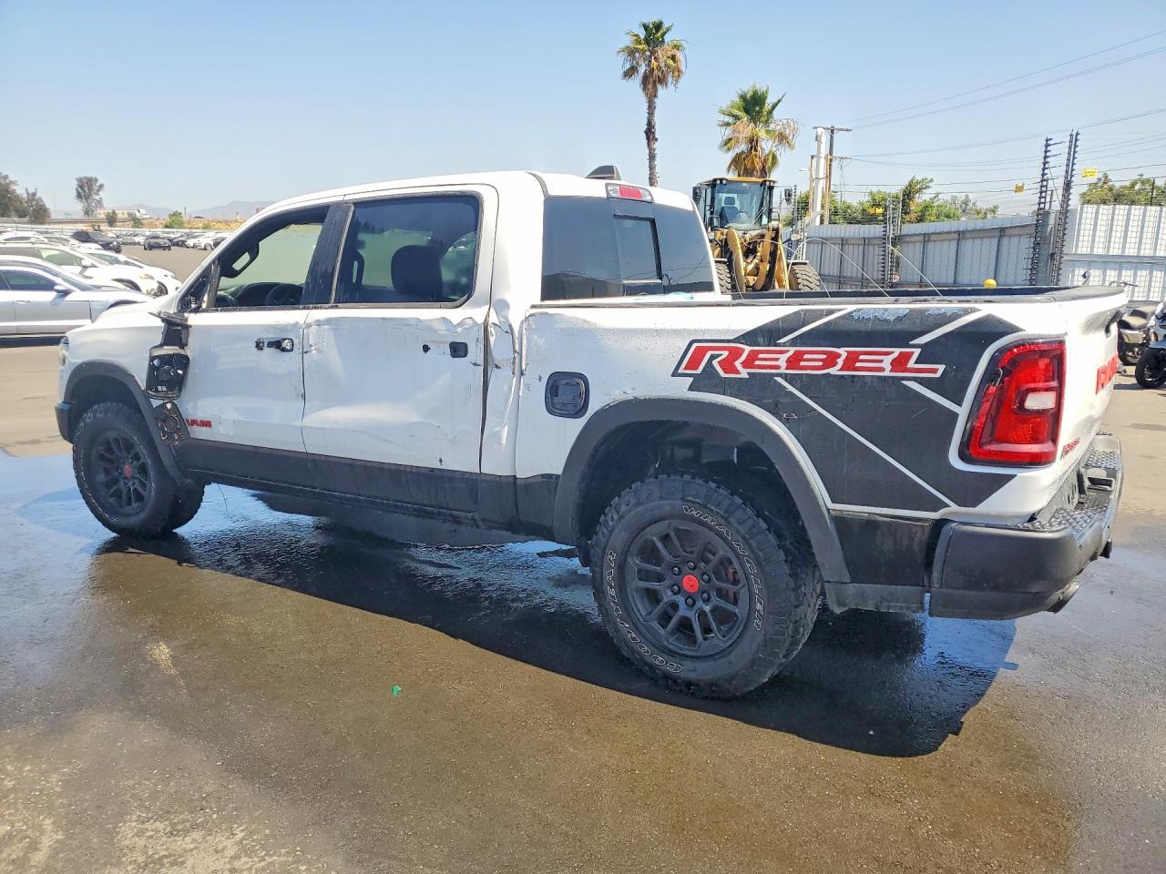 2025 Ram 1500 Rebel - Фото 2