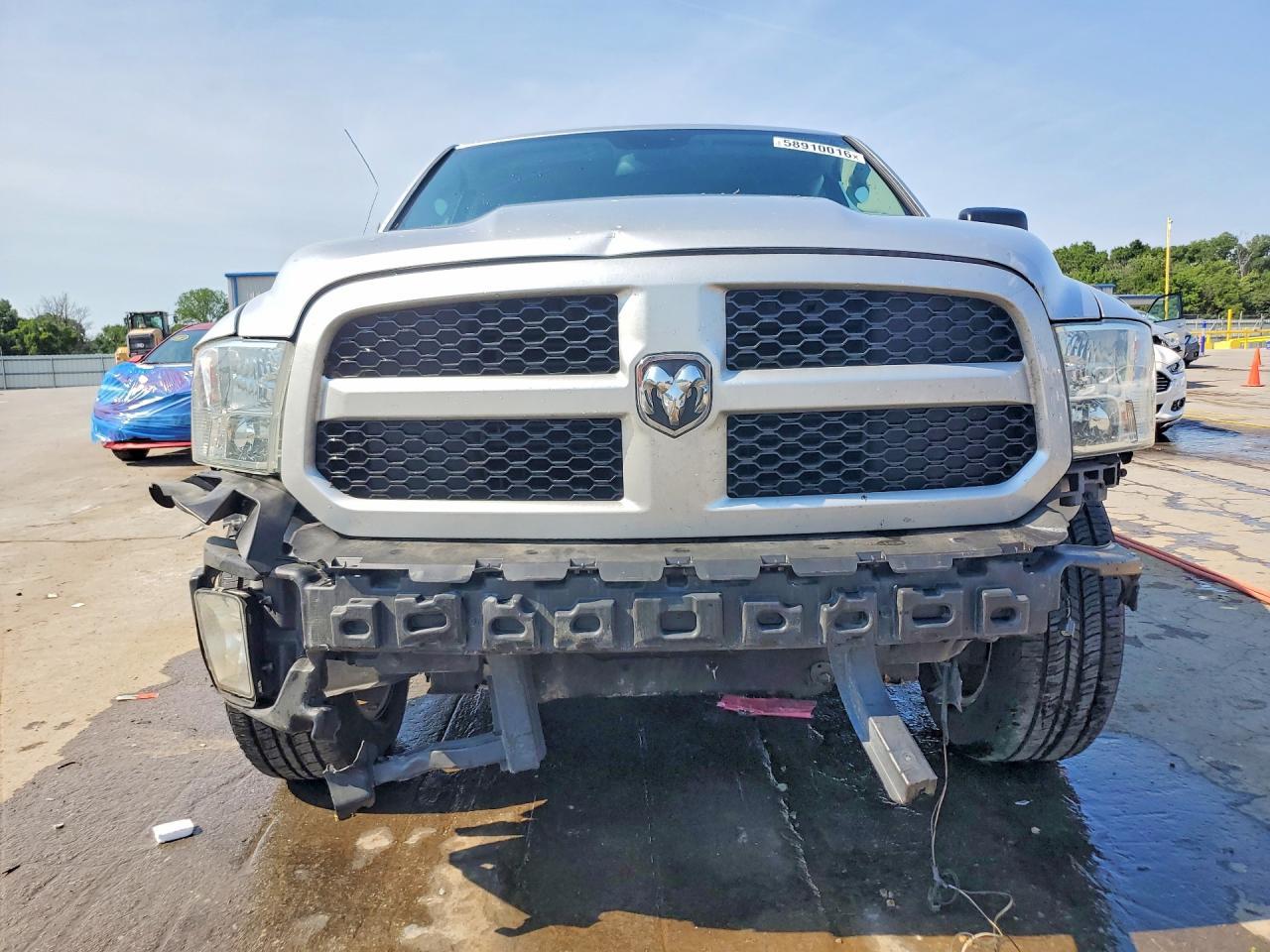 2015 Ram 1500 St - Image 5