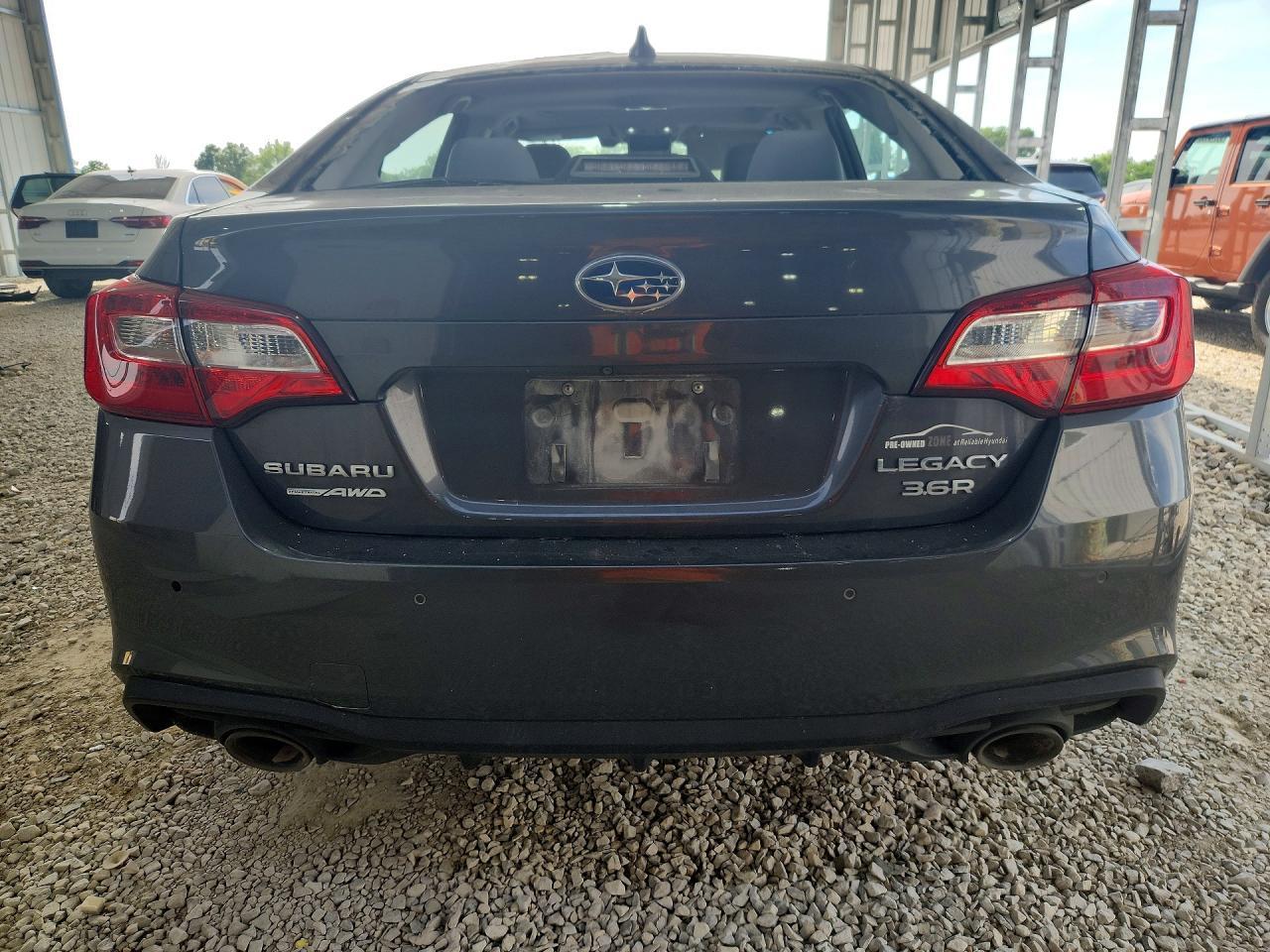2018 Subaru Legacy 3.6R Limited - Фото 6