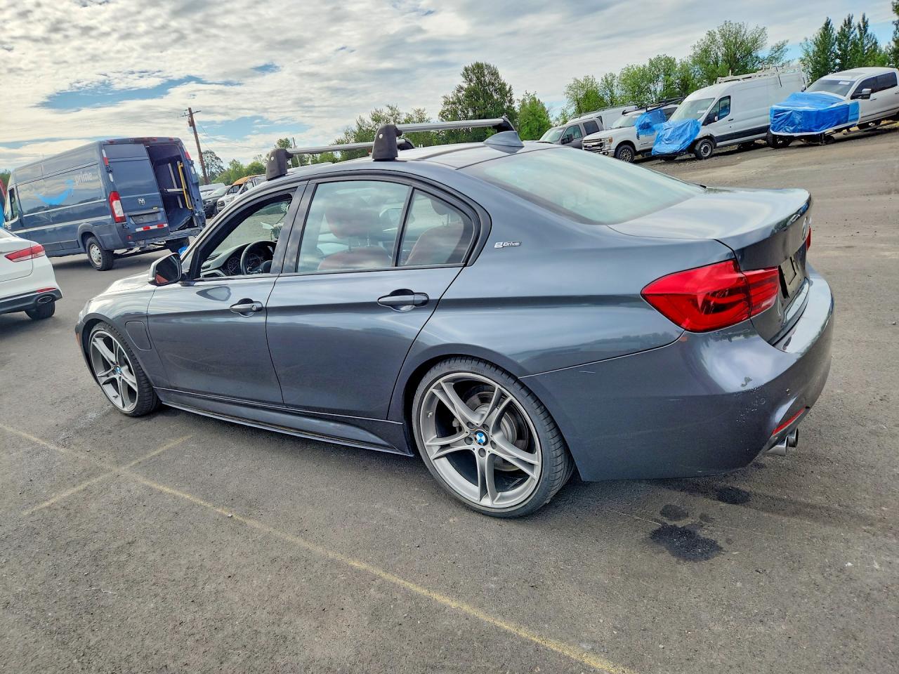 2017 BMW 330E - Image 2