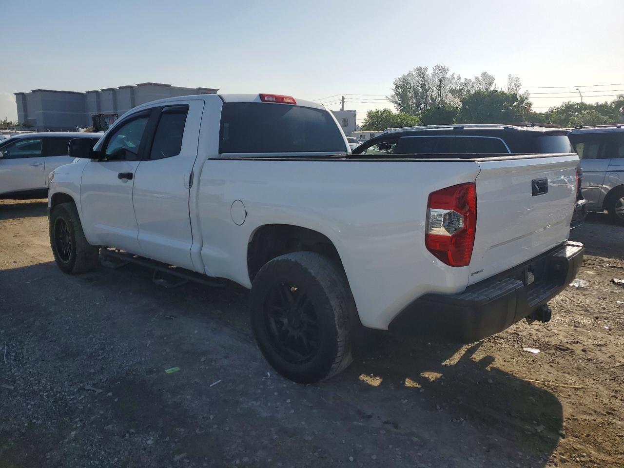 2014 Toyota Tundra Double Cab Sr - Фото 2