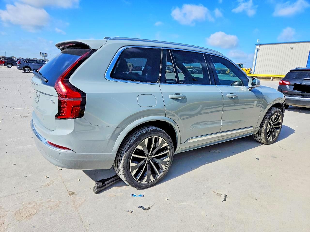 2025 Volvo Xc90 Core - Фото 3