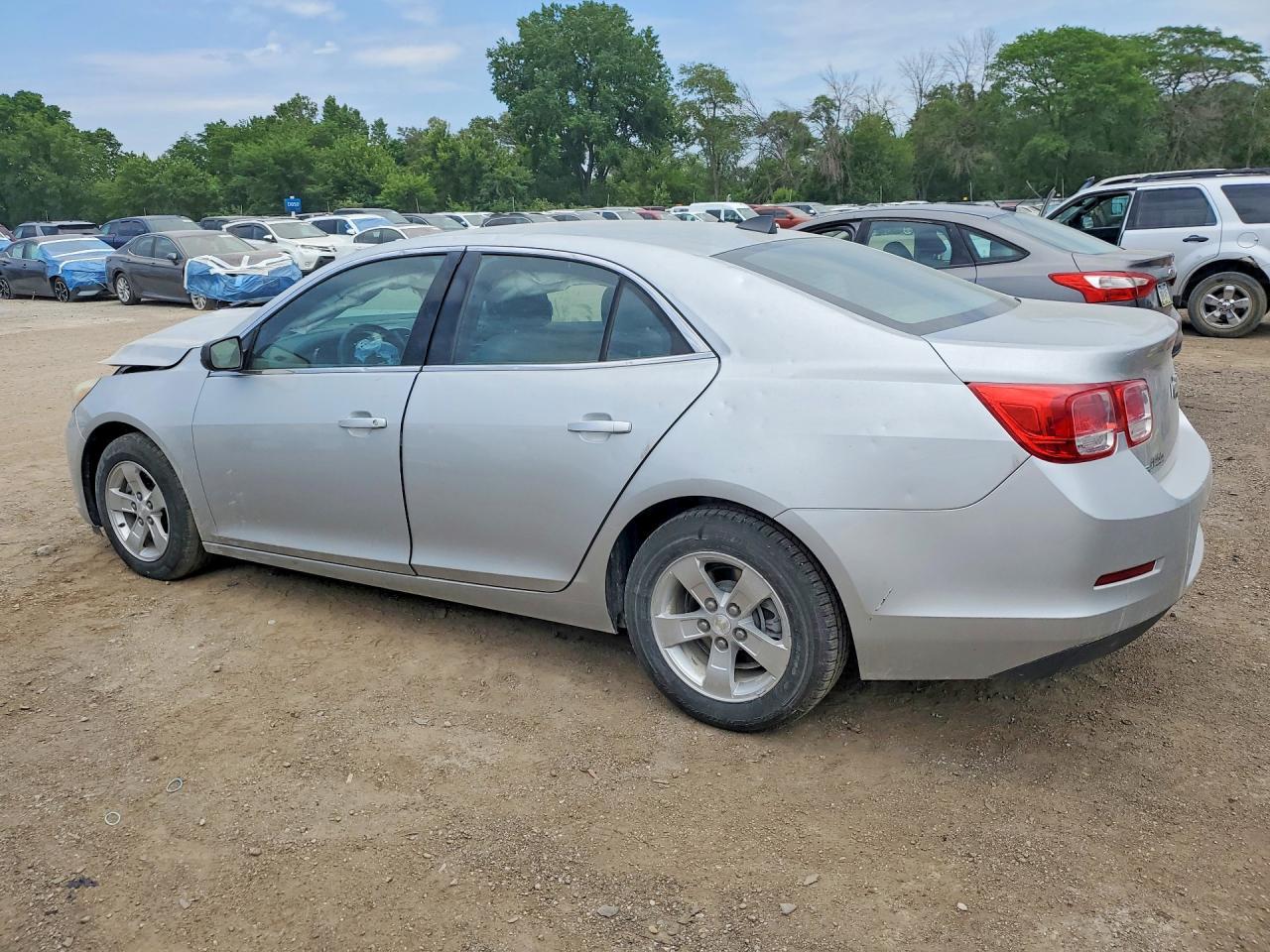 2014 Chevrolet Malibu Ls - Фото 2