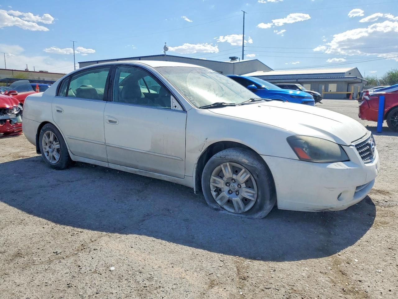 2005 Nissan Altima 2.5 - Фото 4
