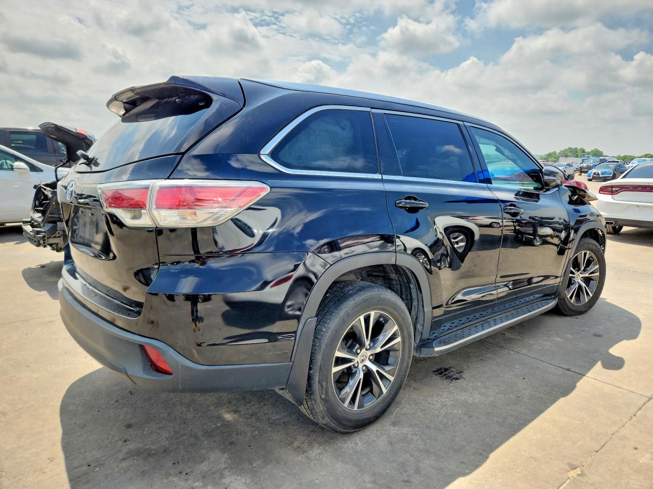 2016 Toyota Highlander Xle - Фото 3