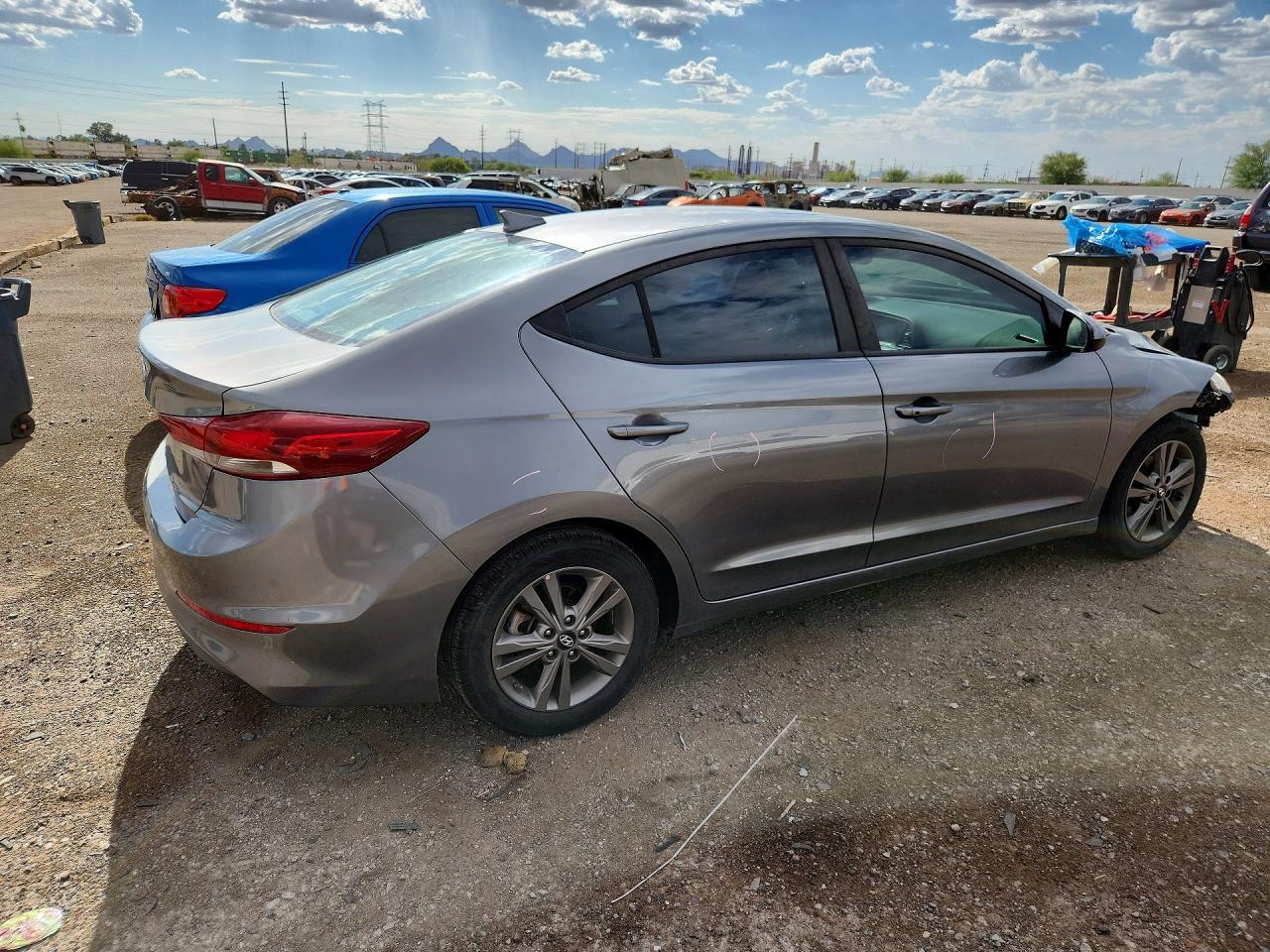 2018 Hyundai Elantra Value Edition - Image 3