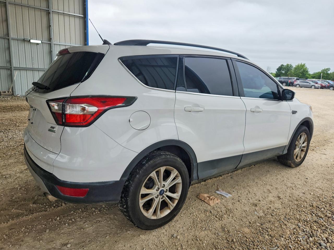 2018 Ford Escape Se - Фото 3