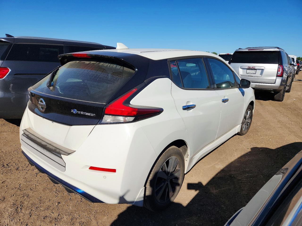 2020 Nissan Leaf S Plus - Image 3