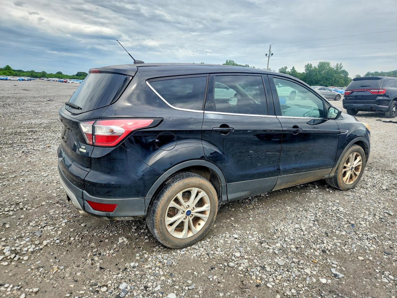 2017 Ford Escape Se - Фото 3