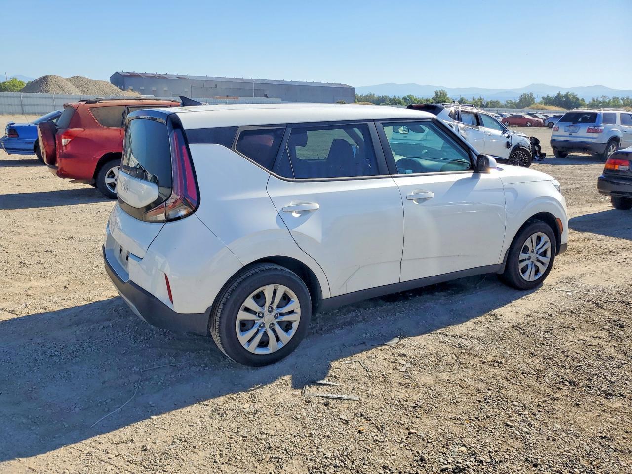 2023 Kia Soul Lx - Фото 3