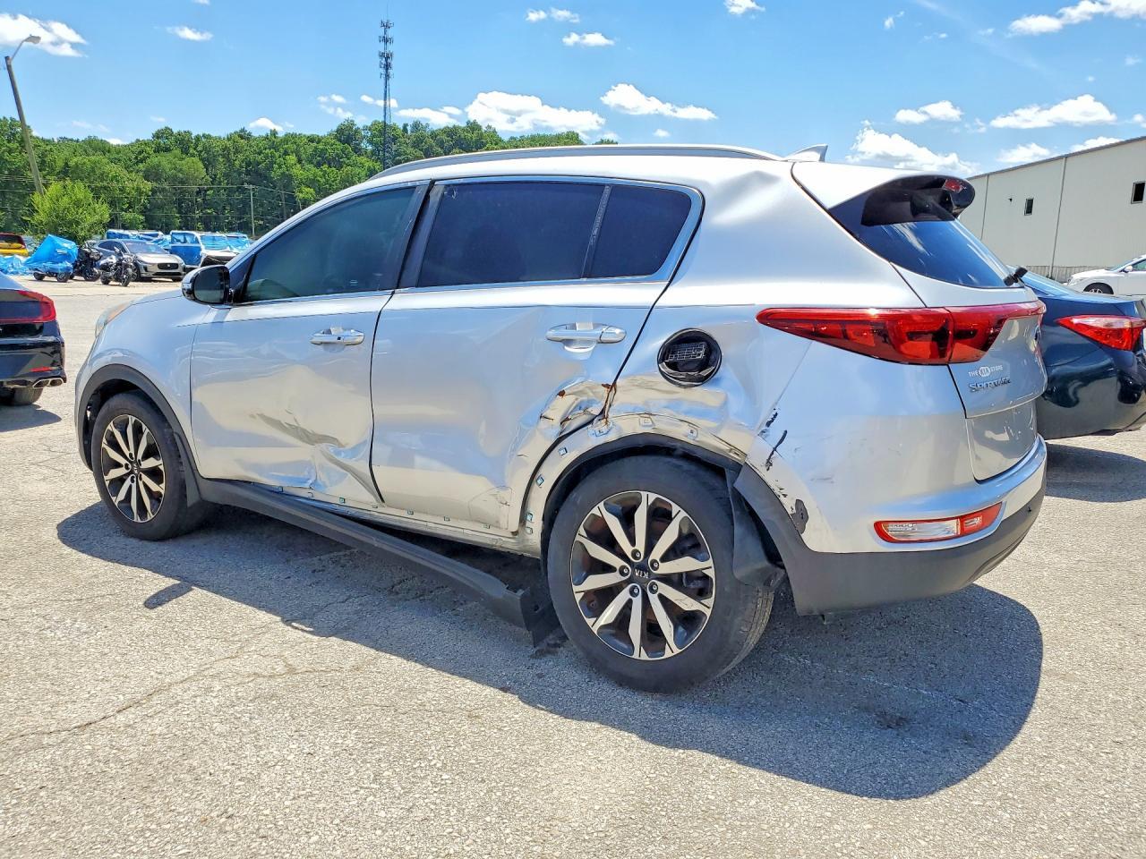 2018 Kia Sportage - Image 2