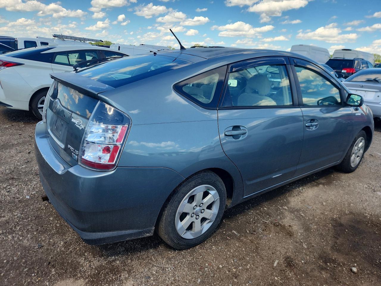 2005 Toyota Prius Base - Фото 3