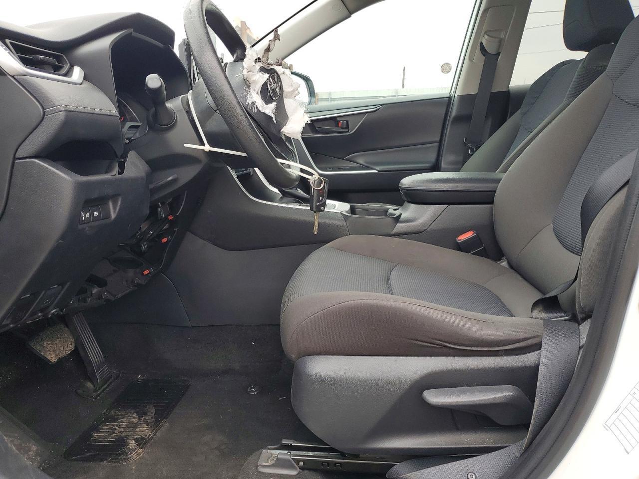 2022 Toyota Rav4 Le - Фото 7