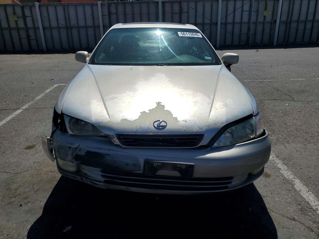 1997 Lexus Es 300 - Image 5