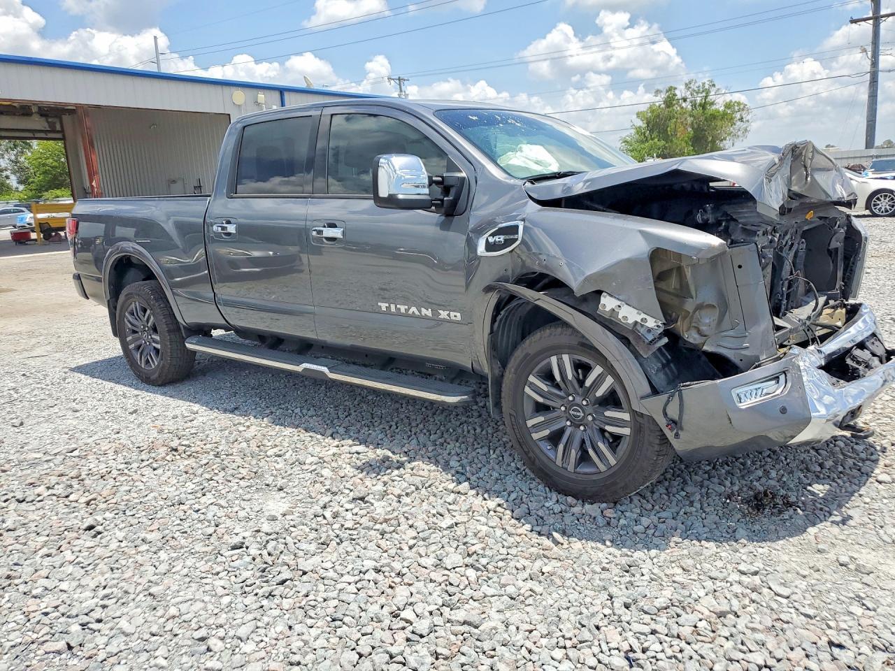 2023 Nissan Titan Xd Platinum Reserve - Image 4
