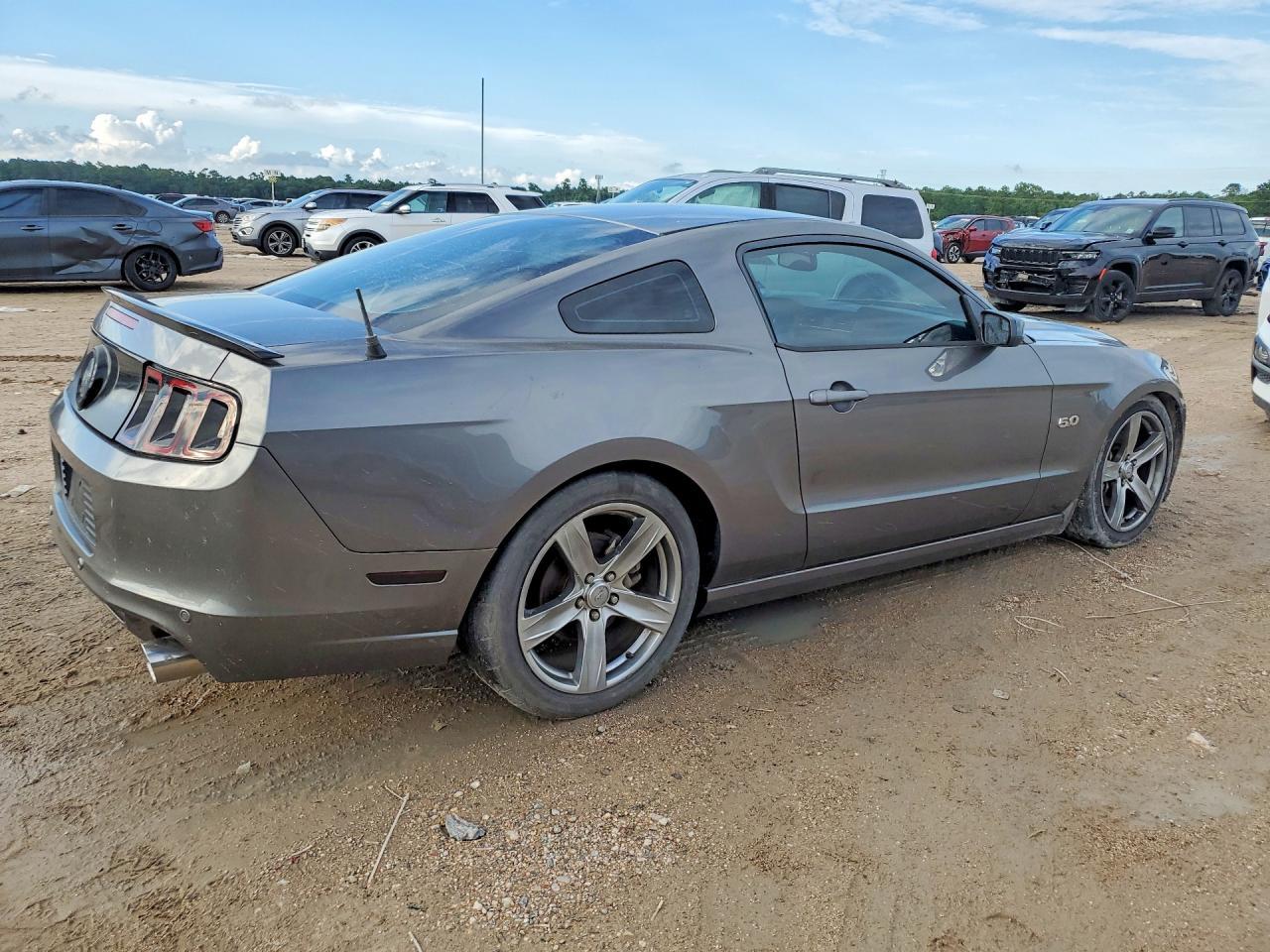 2014 Ford Mustang Gt - Image 3