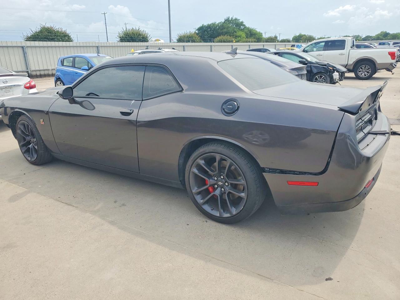 2021 Dodge Challenger R - Фото 2