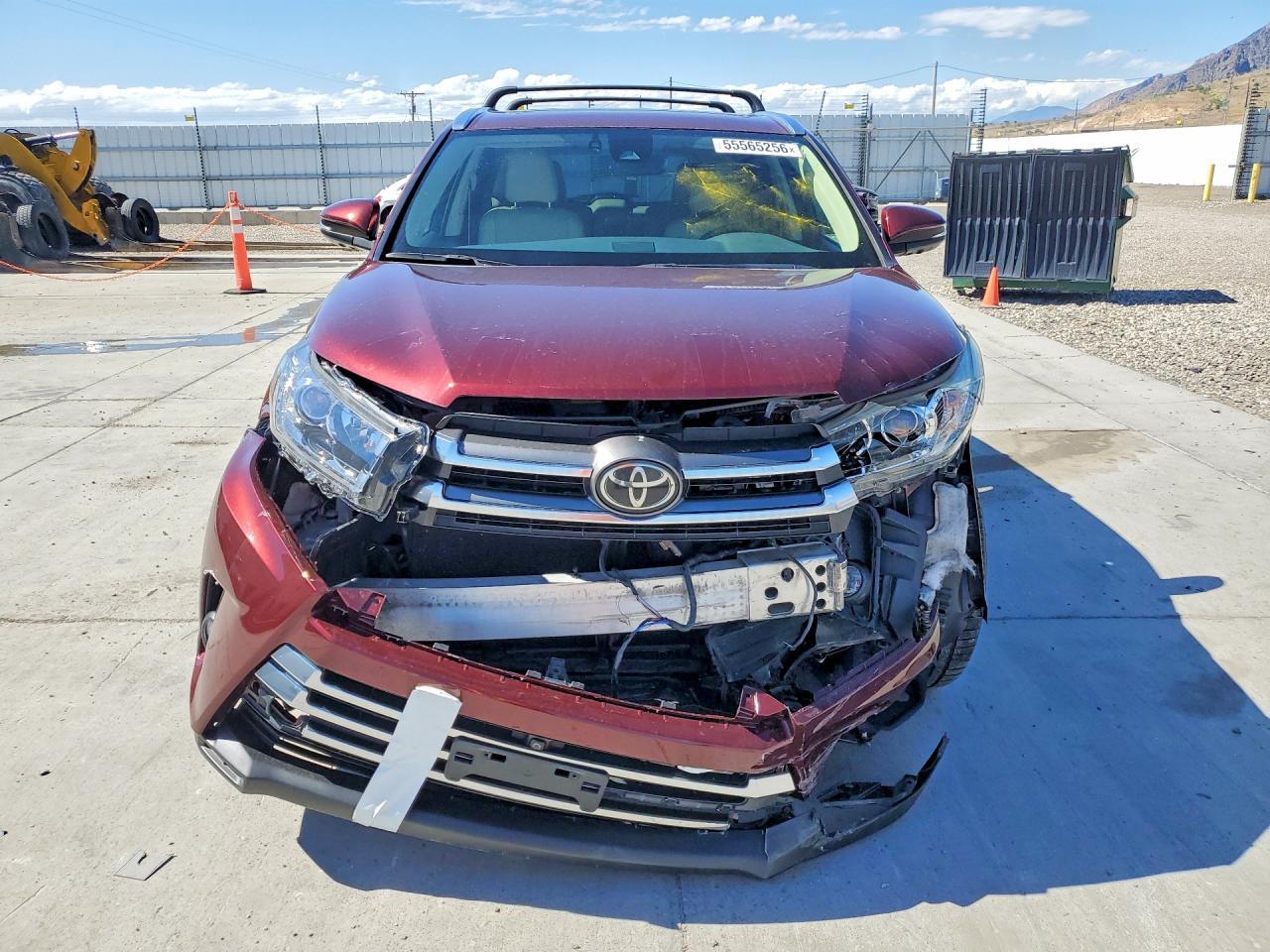 2017 Toyota Highlander Limited Platinum - Фото 5
