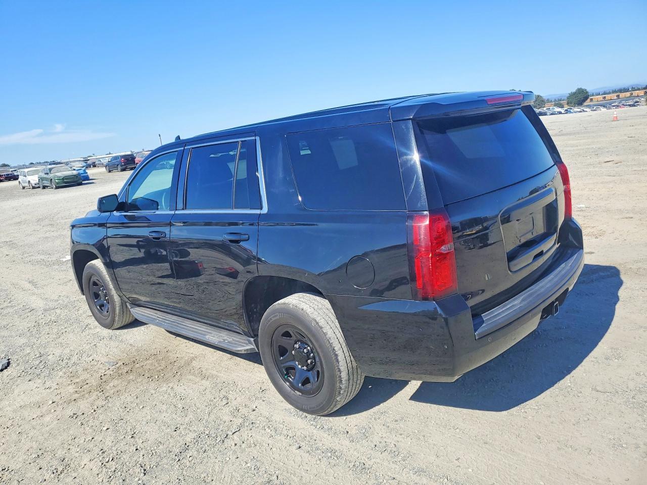 2016 Chevrolet Tahoe Police - Фото 2