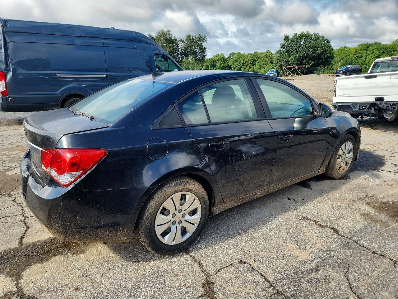 2014 Chevrolet Cruze Ls - Фото 3