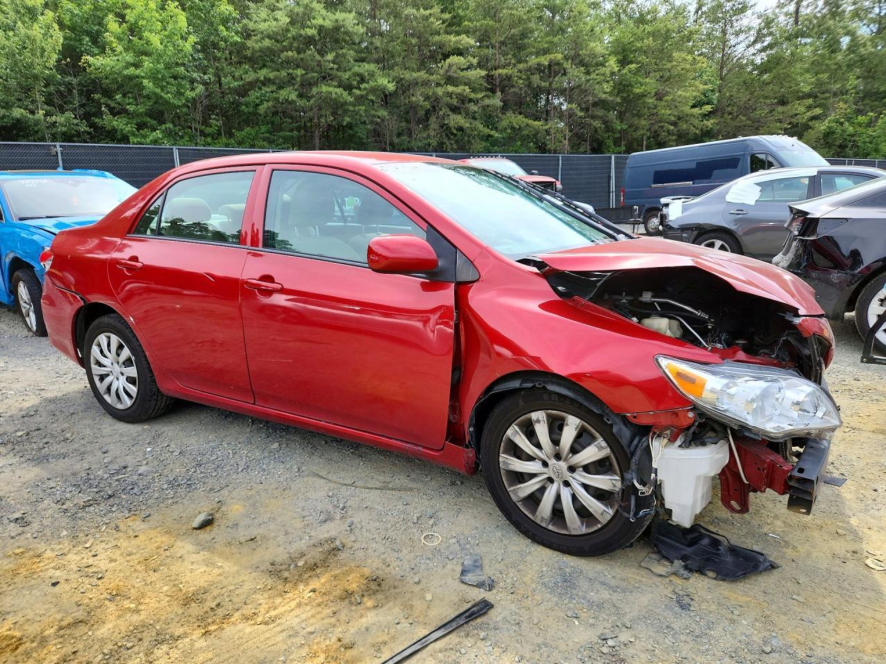 2013 Toyota Corolla L - Фото 4