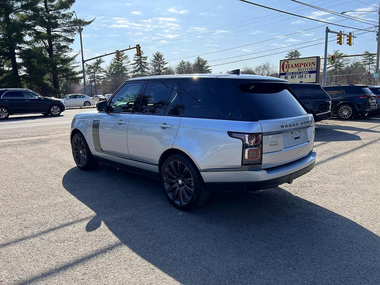 2018 Land Rover Range Rover Supercharged - Image 3