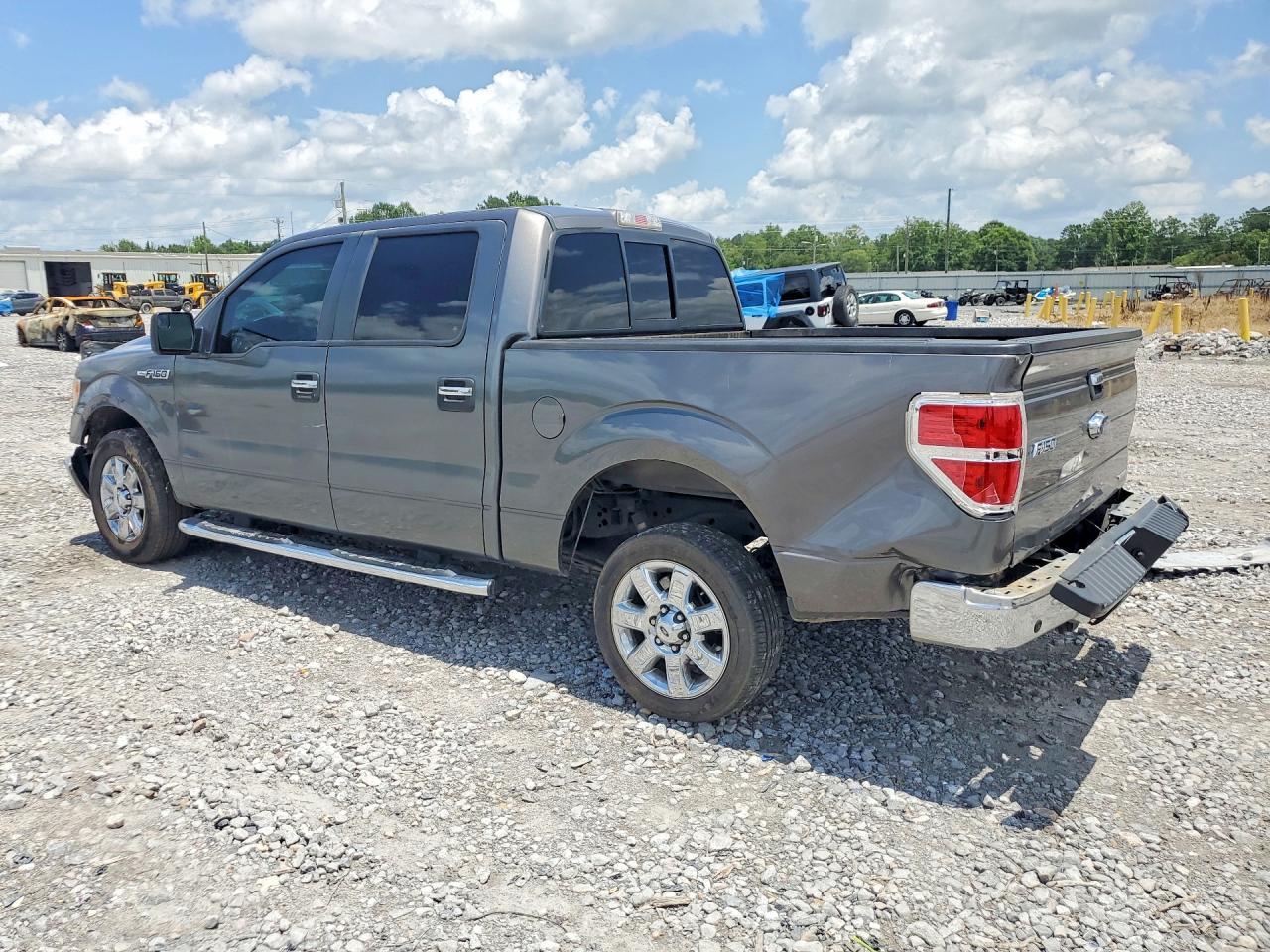 2014 Ford F150 Supercrew - Фото 2
