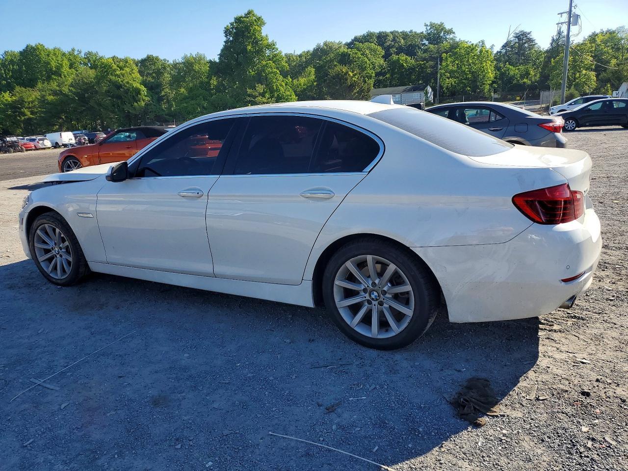 2015 BMW 535 Xi - Image 2