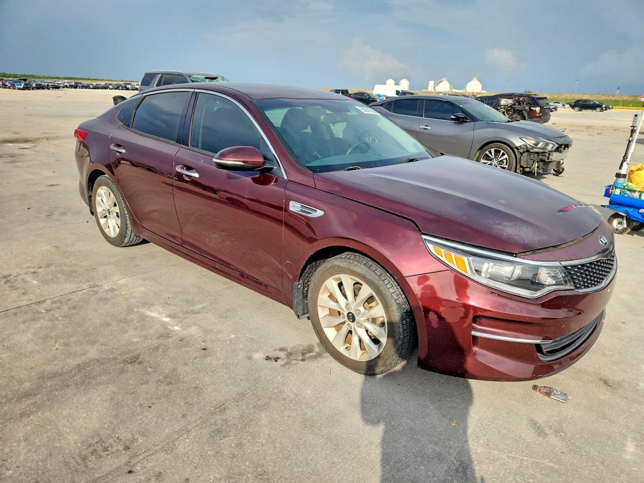 2017 Kia Optima Ex - Image 4