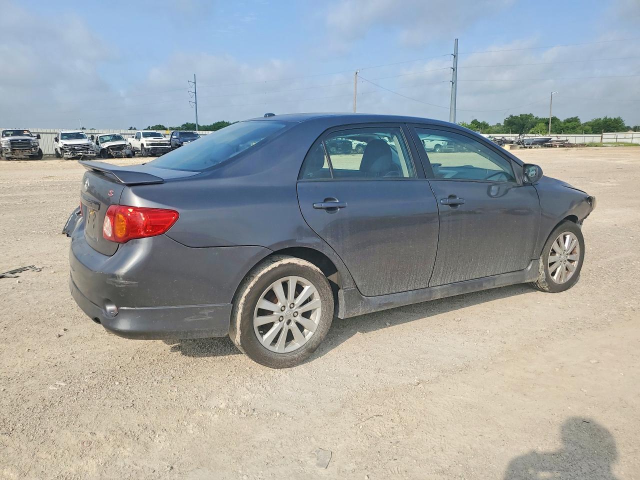 2010 Toyota Corolla S - Image 3