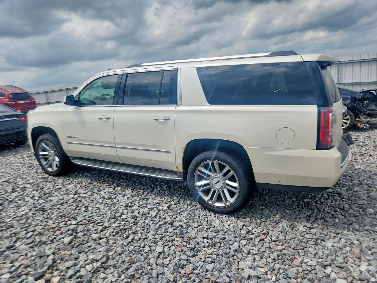 2015 GMC Yukon Xl Denali - Фото 2