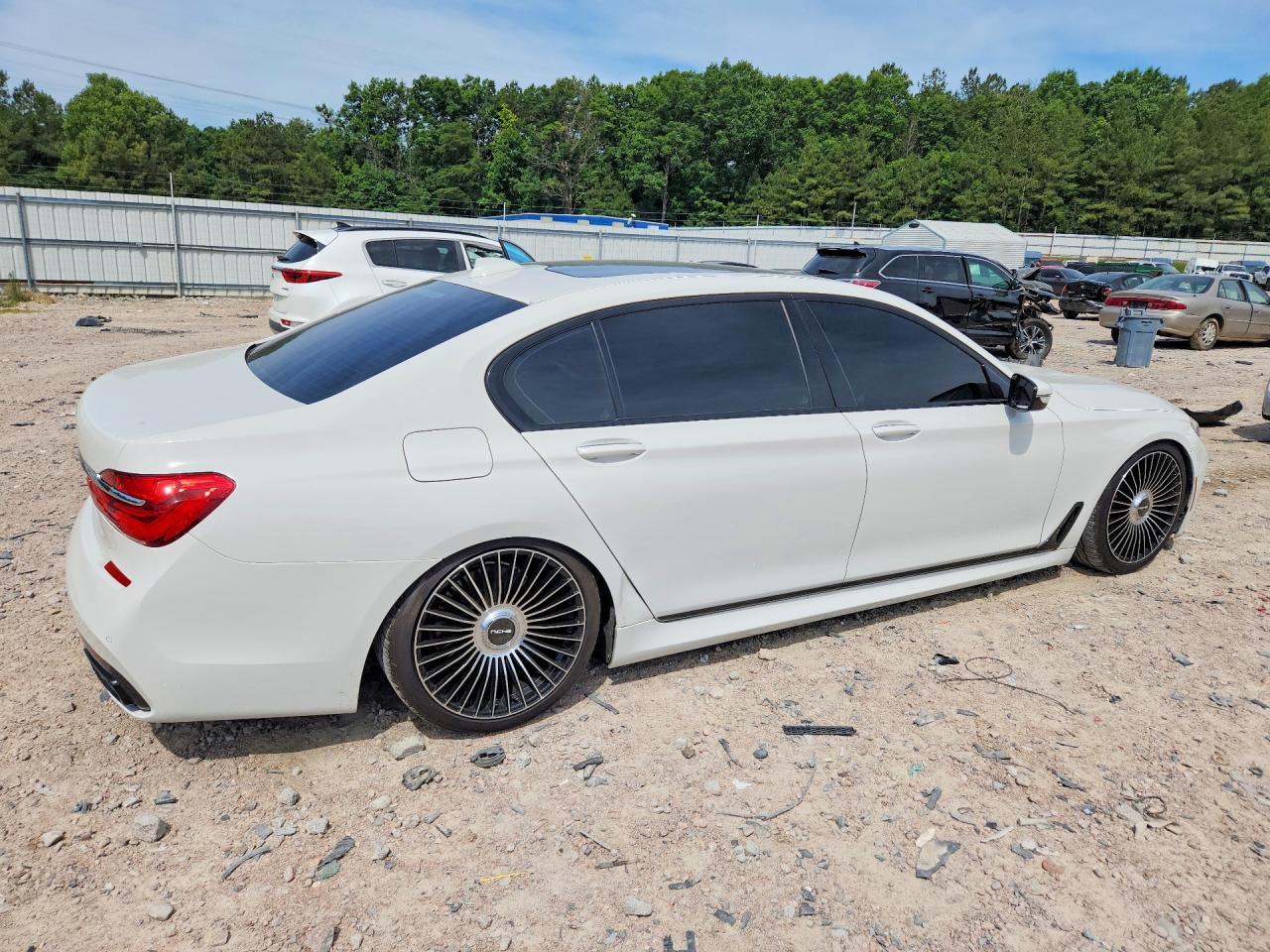 2016 BMW 740 I - Image 3