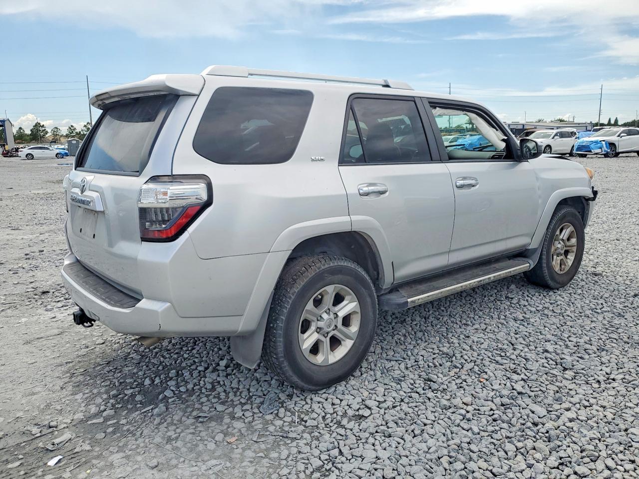 2014 Toyota 4Runner Sr5 - Фото 3