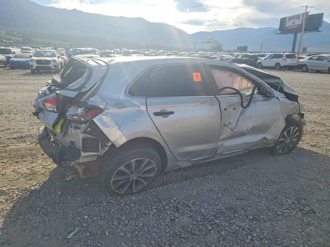 2018 Hyundai Elantra Gt Base - Фото 3