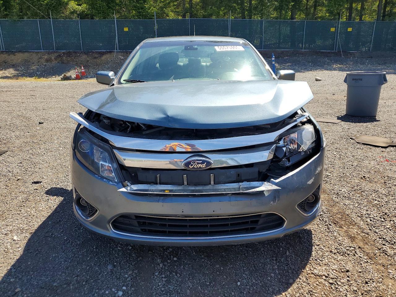 2012 Ford Fusion Hybrid - Фото 5
