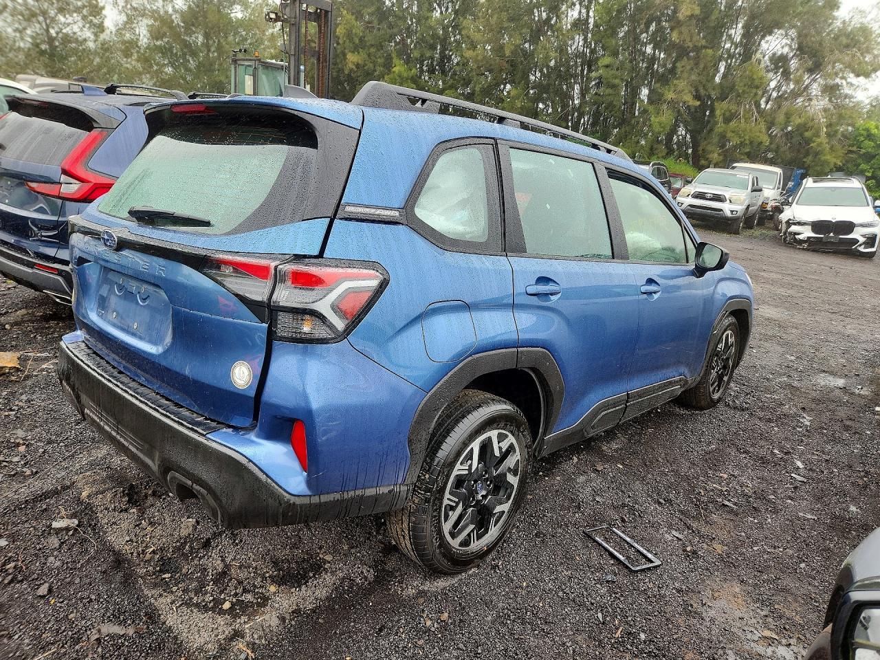 2025 Subaru Forester - Image 3