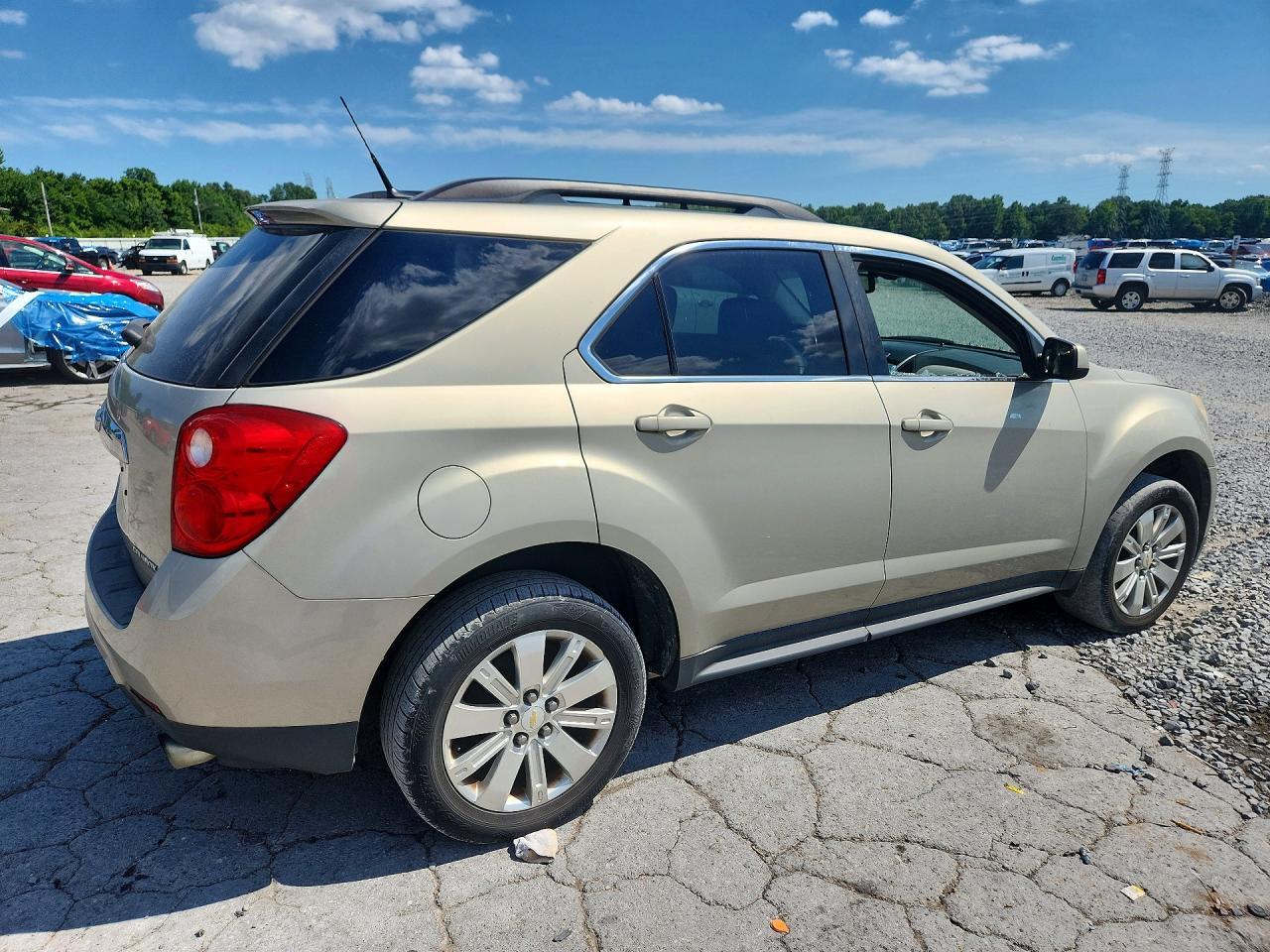 2011 Chevrolet Equinox Lt - Фото 3