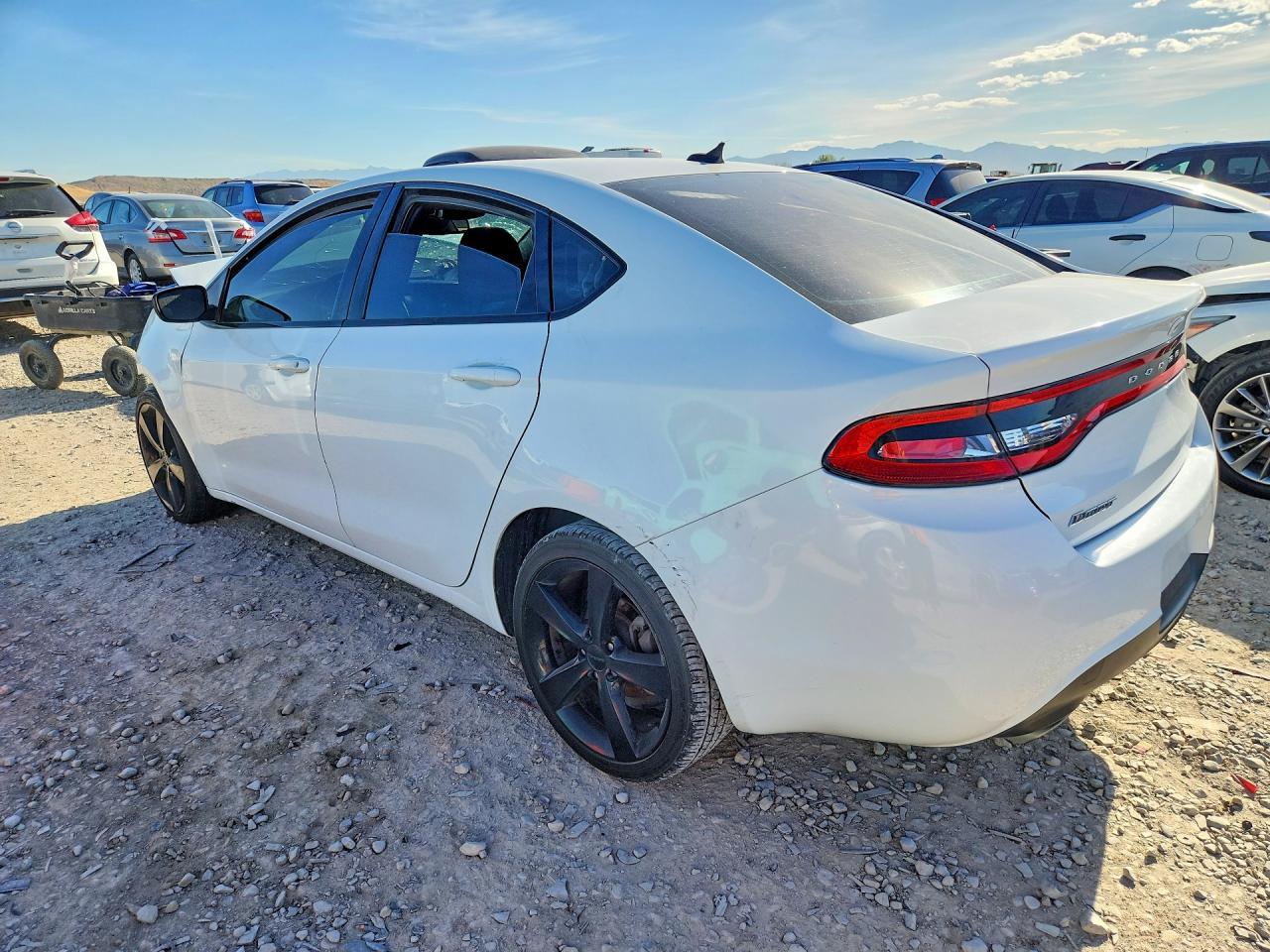 2015 Dodge Dart Sxt - Фото 2