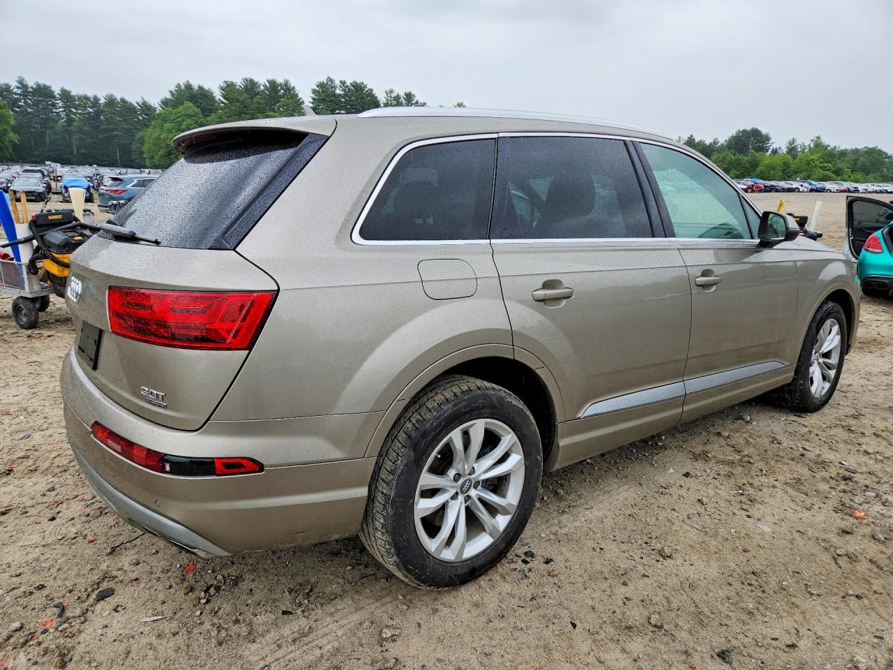 2017 Audi Q7 Premium Plus - Фото 3