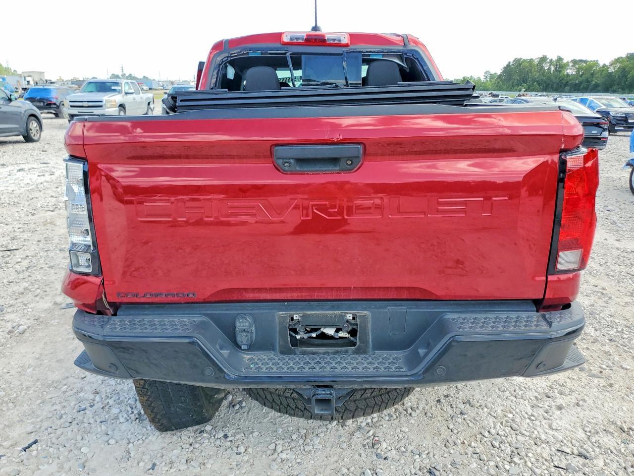 2024 Chevrolet Colorado Trail Boss - Фото 6