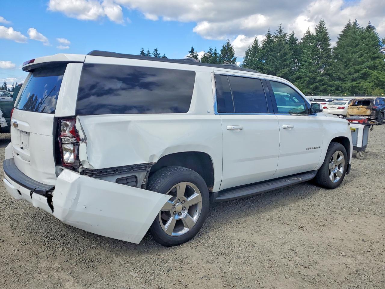 2017 Chevrolet Suburban K1500 Lt - Фото 3