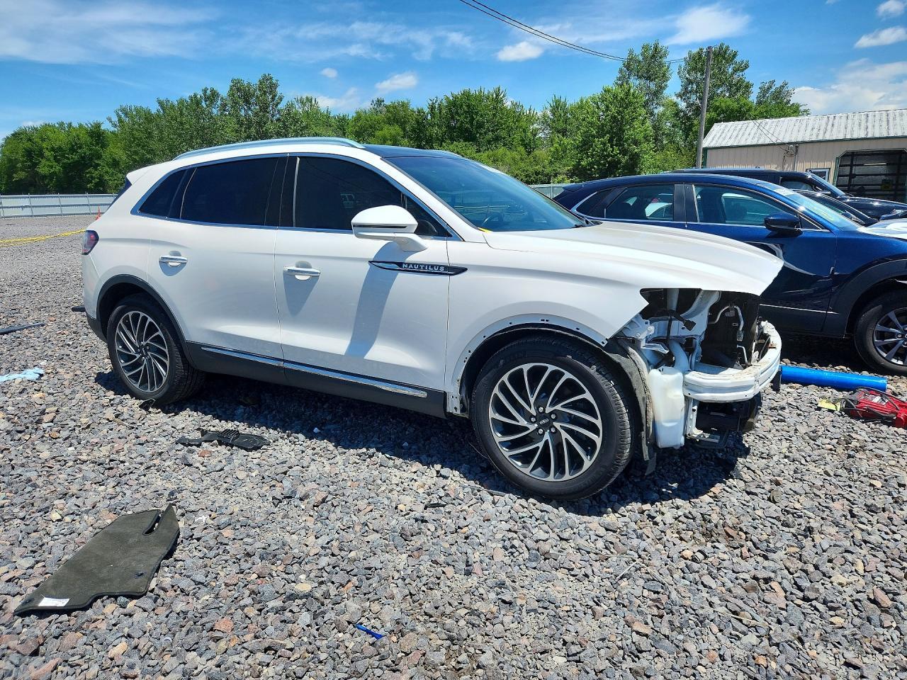 2019 Lincoln Nautilus Reserve - Фото 4