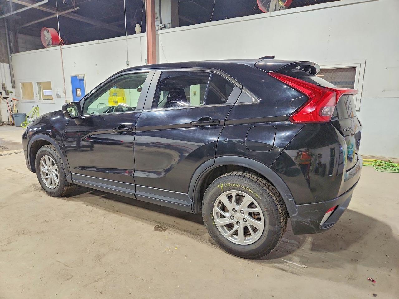 2018 Mitsubishi Eclipse Cross Es - Image 2