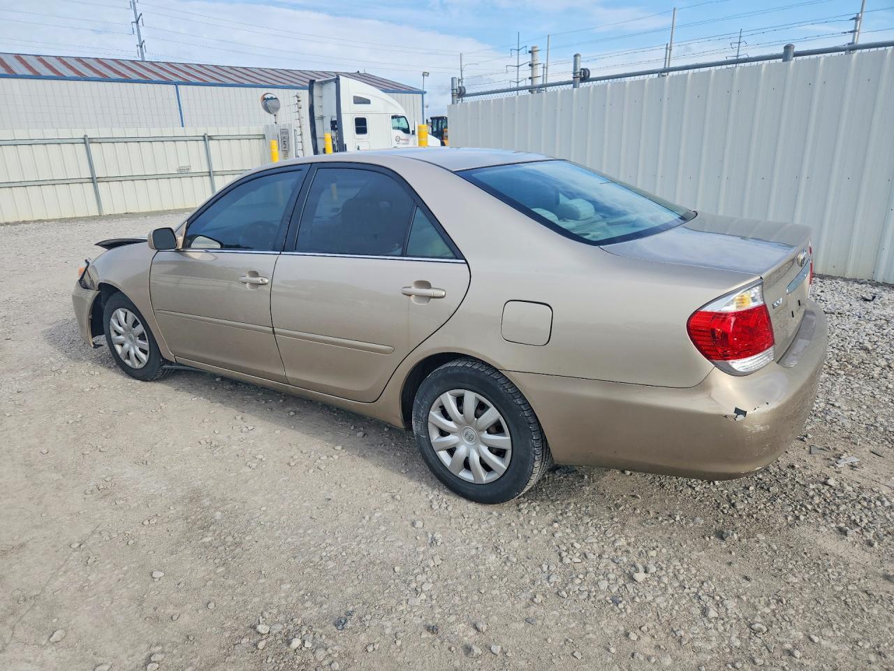 2006 Toyota Camry Le - Фото 2