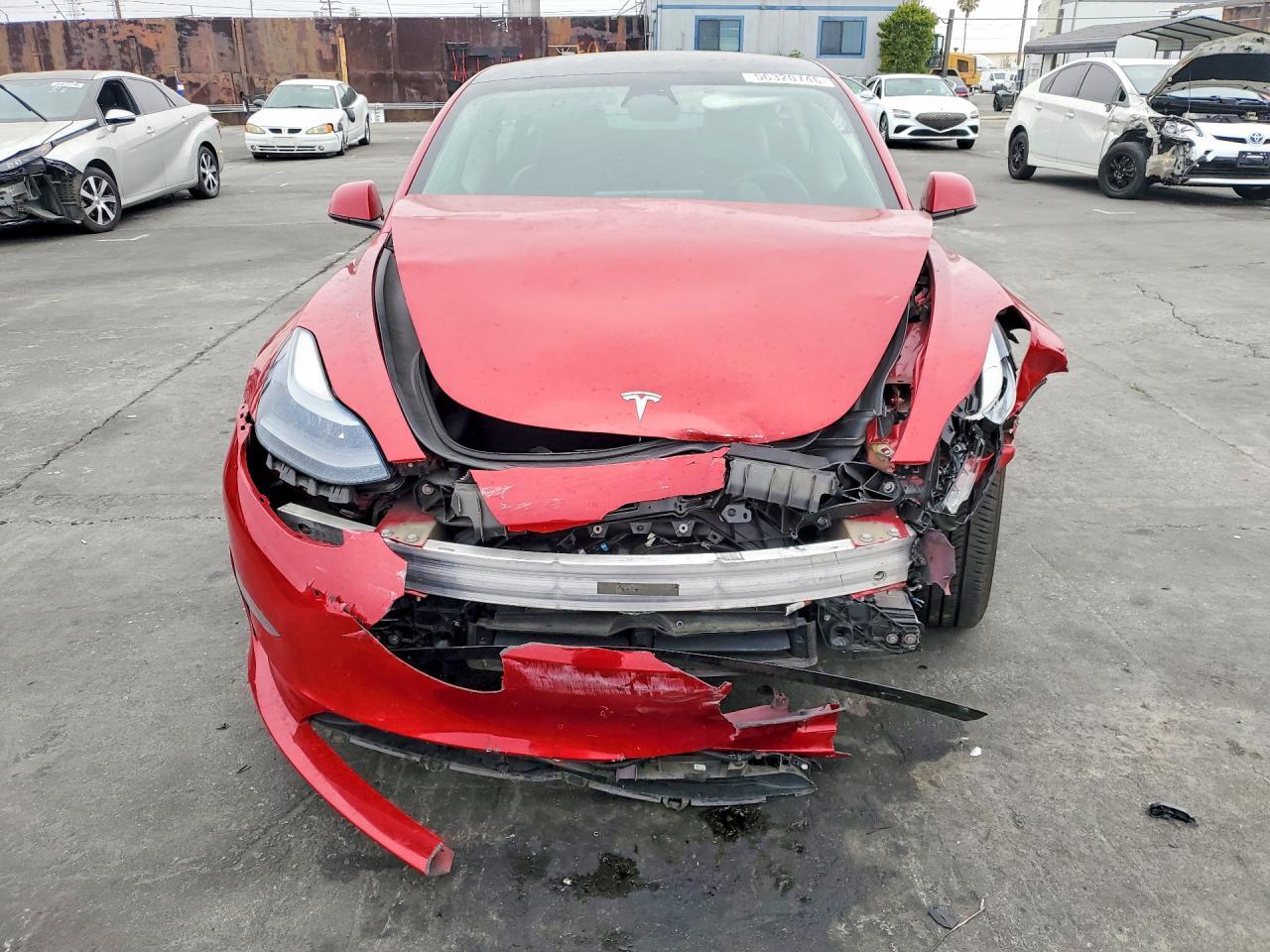 2022 Tesla Model 3 - Фото 5